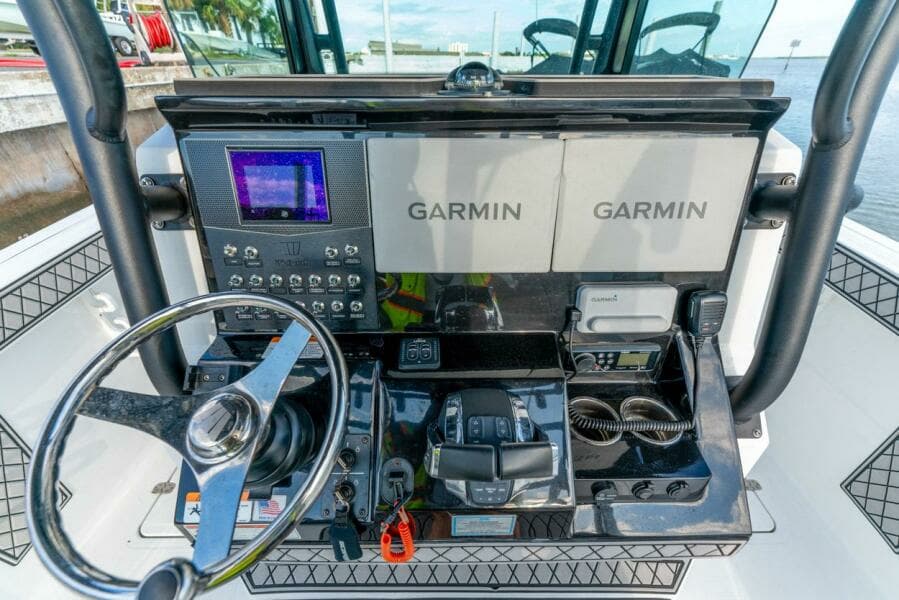 2021 Wellcraft Scarab 302