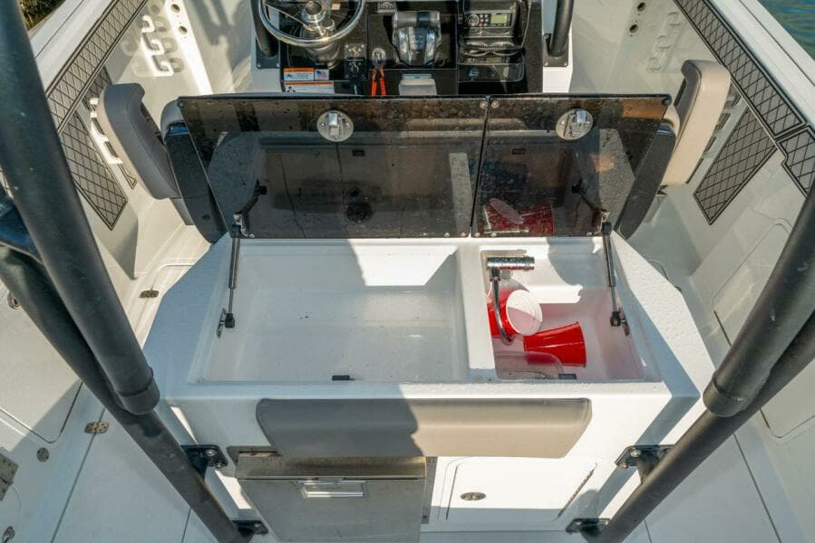 2021 Wellcraft Scarab 302