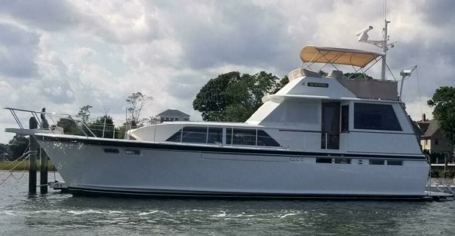 1973 Chris-Craft 47 Commander Flush Deck