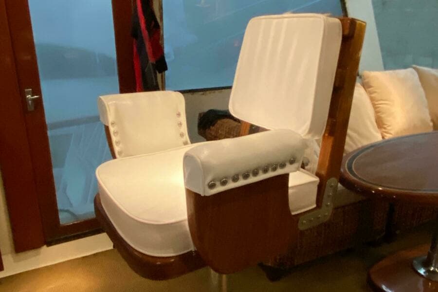 1973 Chris-Craft 47 Commander Flush Deck