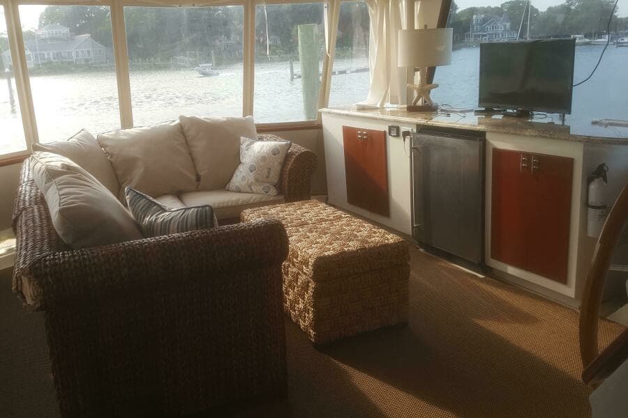 1973 Chris-Craft 47 Commander Flush Deck