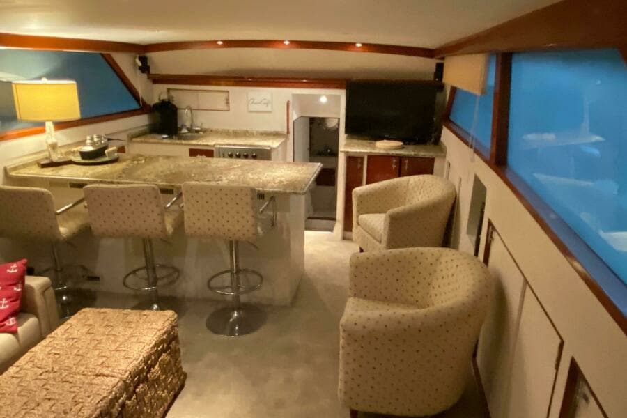 1973 Chris-Craft 47 Commander Flush Deck