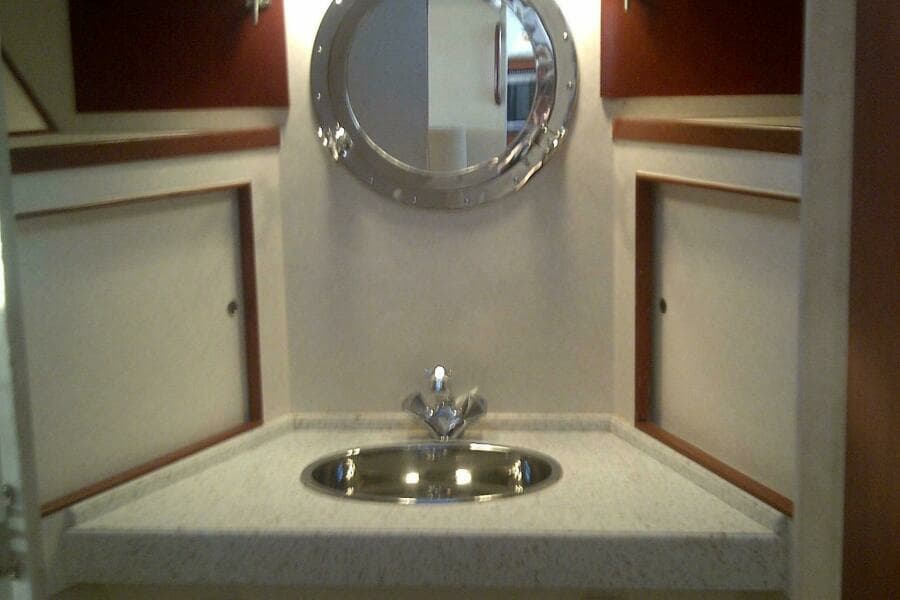 1973 Chris-Craft 47 Commander Flush Deck