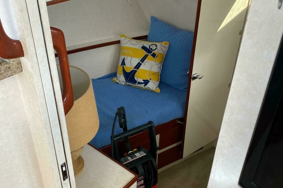 1973 Chris-Craft 47 Commander Flush Deck