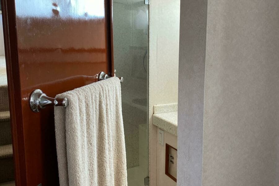 1973 Chris-Craft 47 Commander Flush Deck