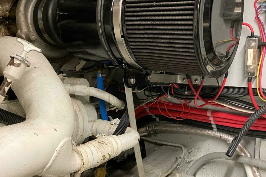 1973 Chris-Craft 47 Commander Flush Deck