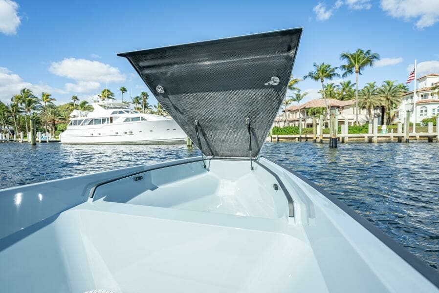 2024 Goldfish 28 Tender