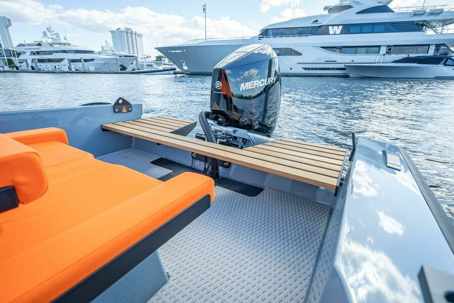 2024 Goldfish 28 Tender