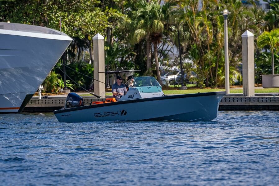 2024 Goldfish 28 Tender