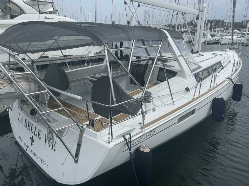 2017 Beneteau Oceanis 45