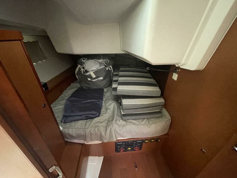 2017 Beneteau Oceanis 45