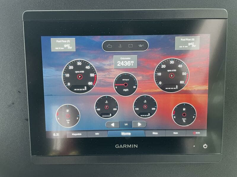 2000 Pursuit 3000 Express