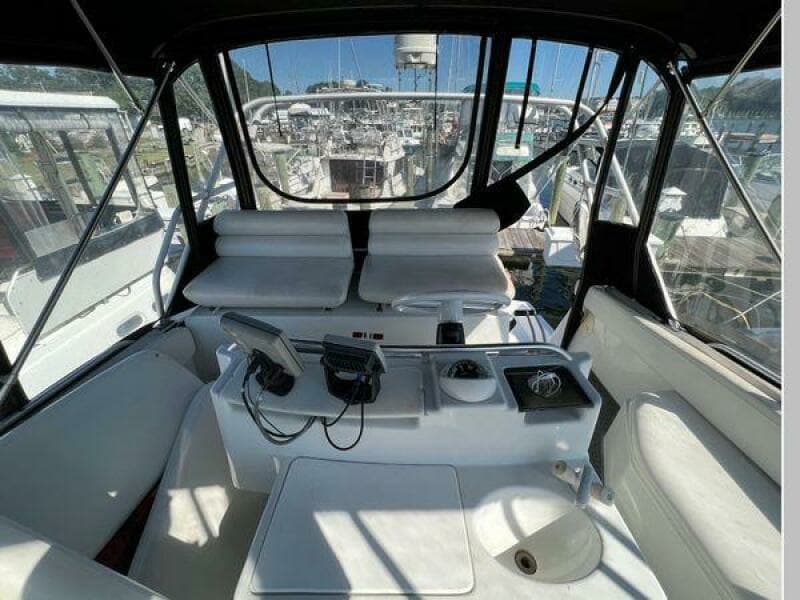 1993 Mainship Sedan Bridge