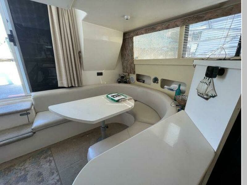 1993 Mainship Sedan Bridge