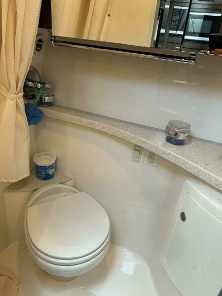 2017 Regal 28 Express