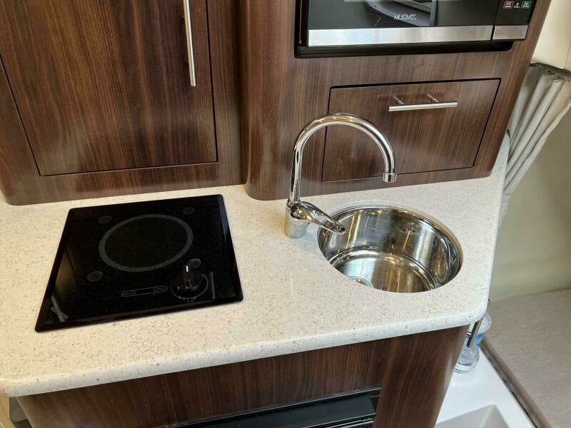 2017 Regal 28 Express