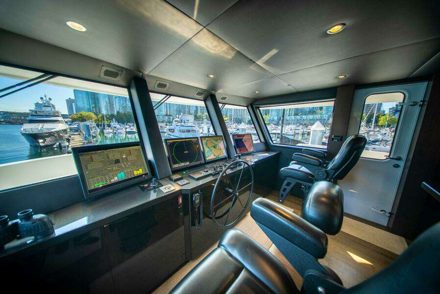 1992 Crescent Custom Yachts Custom
