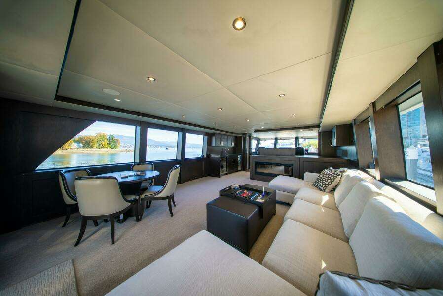 1992 Crescent Custom Yachts Custom