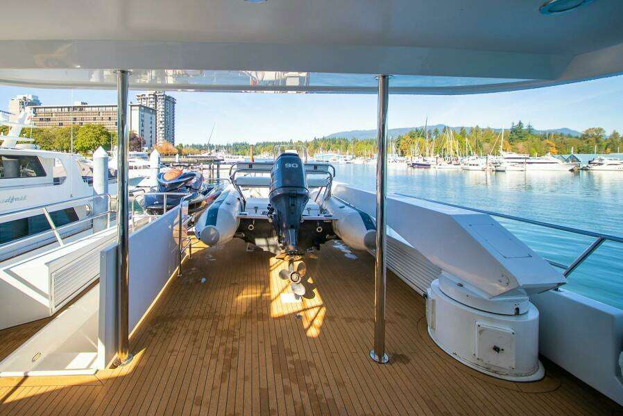 1992 Crescent Custom Yachts Custom