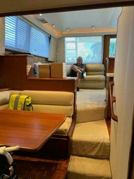 1990 Viking 38 Convertible