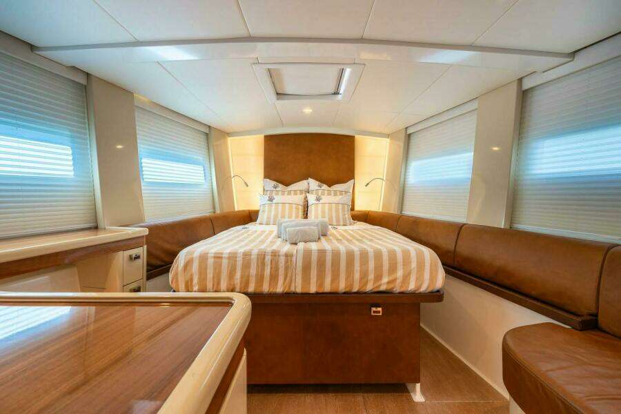 2014 Cyrus Yachts Custom