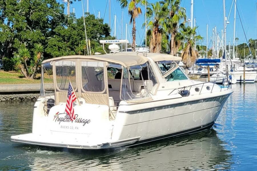 1996 Tiara Yachts 4000 Express