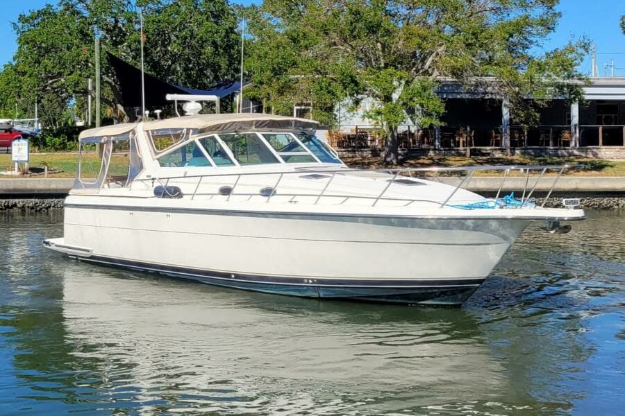 1996 Tiara Yachts 4000 Express
