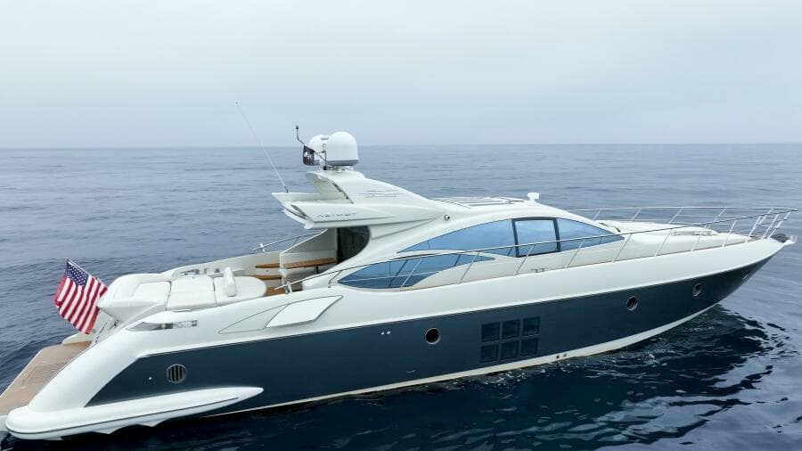 2011 Azimut 68S