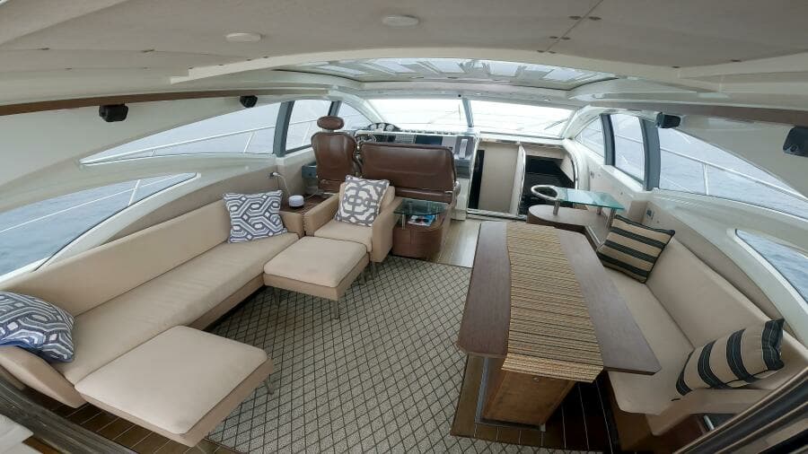 2011 Azimut 68S