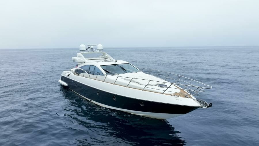 2011 Azimut 68S