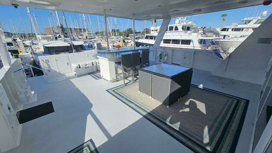2009 Custom Flybridge Motoryacht