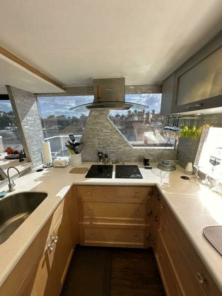 1988 Viking Motor Yacht