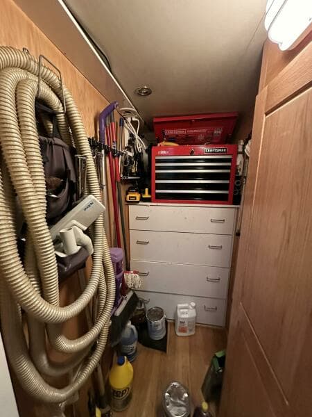 1988 Viking Motor Yacht