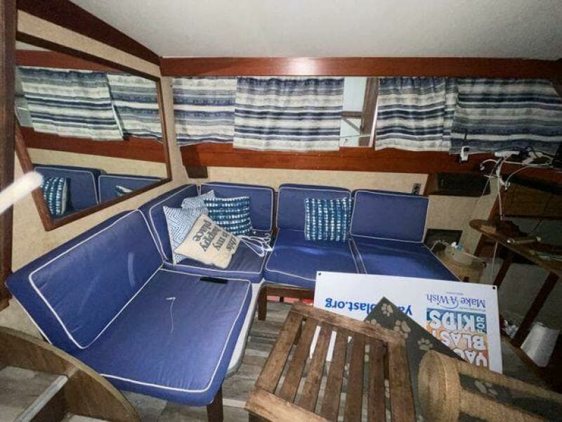 1979 Viking 43 Double Cabin