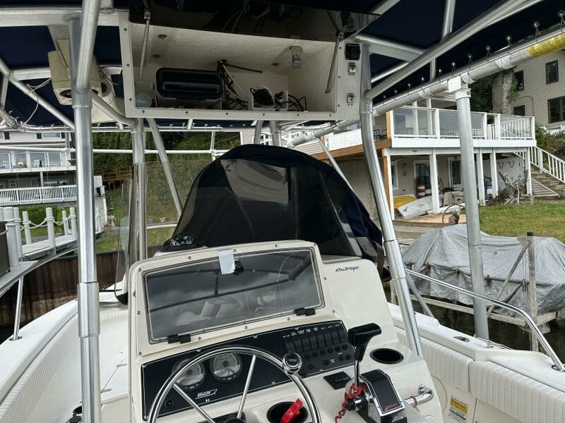 2000 Boston Whaler 
