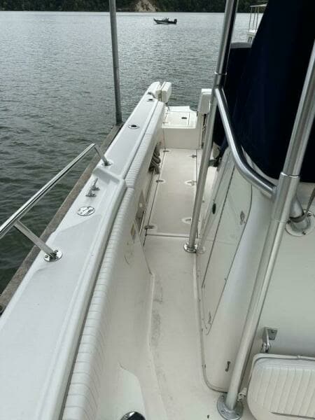 2000 Boston Whaler 