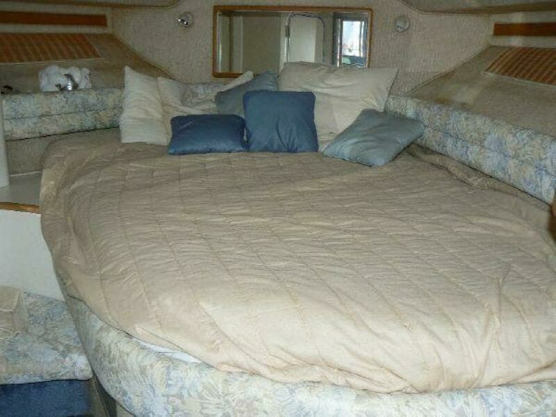 1993 Sea Ray 370 Sedan Bridge