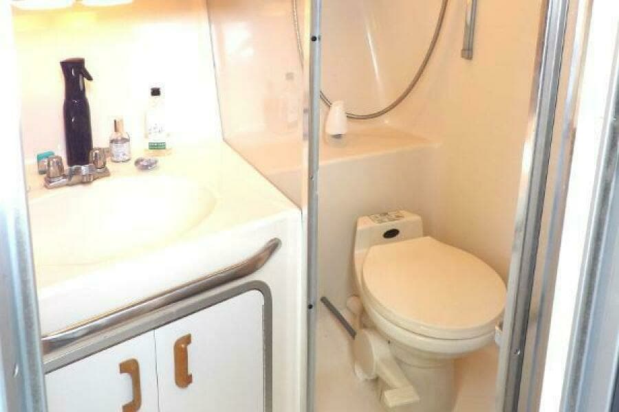 1993 Sea Ray 370 Sedan Bridge