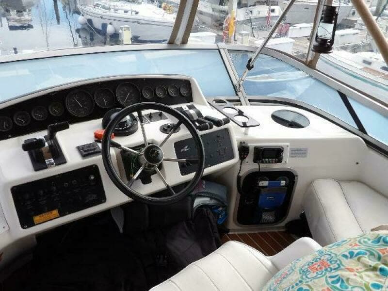 1993 Sea Ray 370 Sedan Bridge