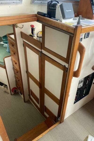 1984 Duffy Flybridge Cruiser