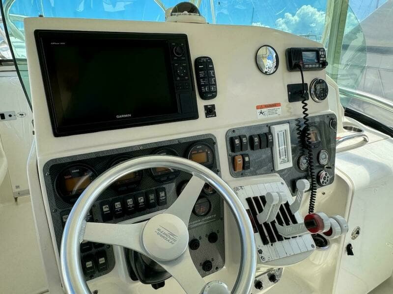 2006 Hydra-Sports 3300 VX