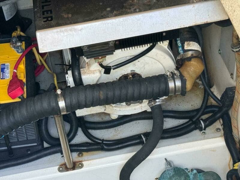 2006 Hydra-Sports 3300 VX