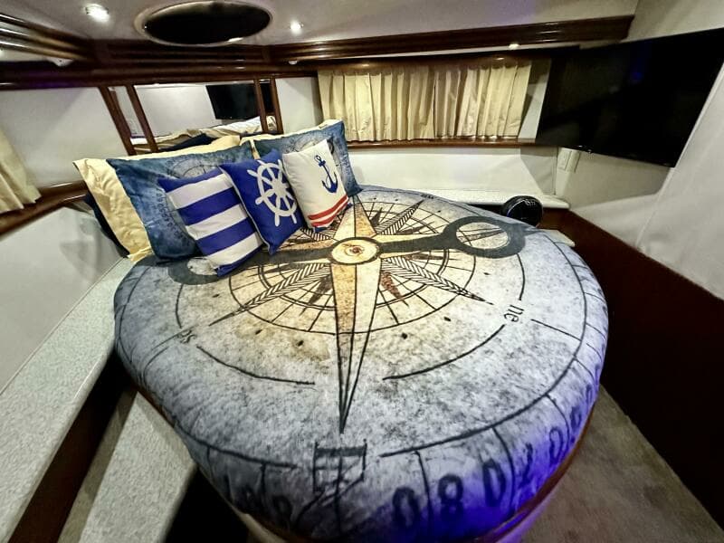 1999 Carver 450 Pilothouse