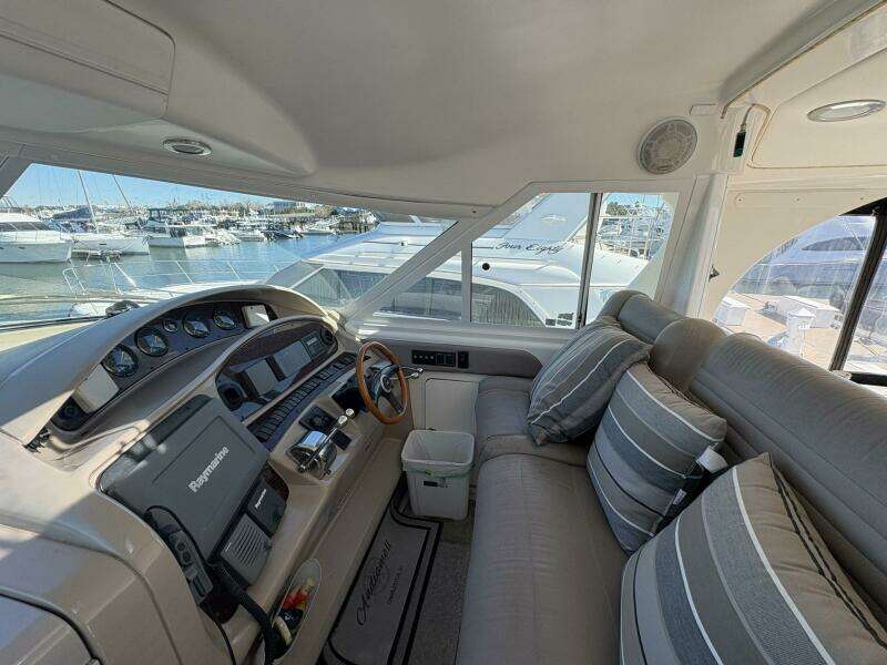 2002 Sea Ray 480 Motor Yacht