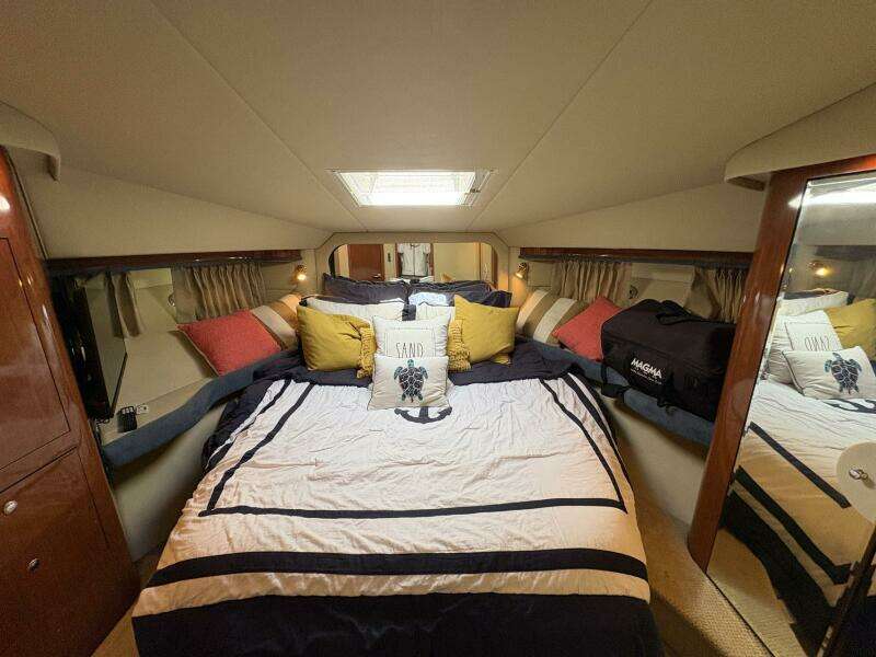 2002 Sea Ray 480 Motor Yacht