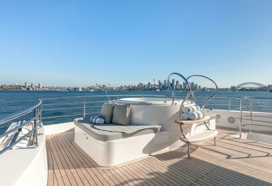 2024 Gulf Craft Majesty 100