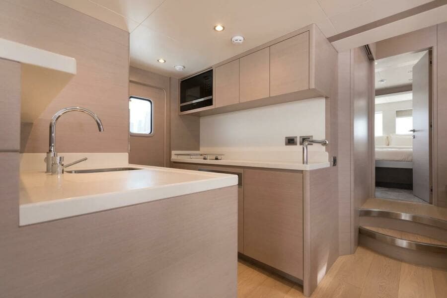 2022 Nomad Nomad 70 SUV