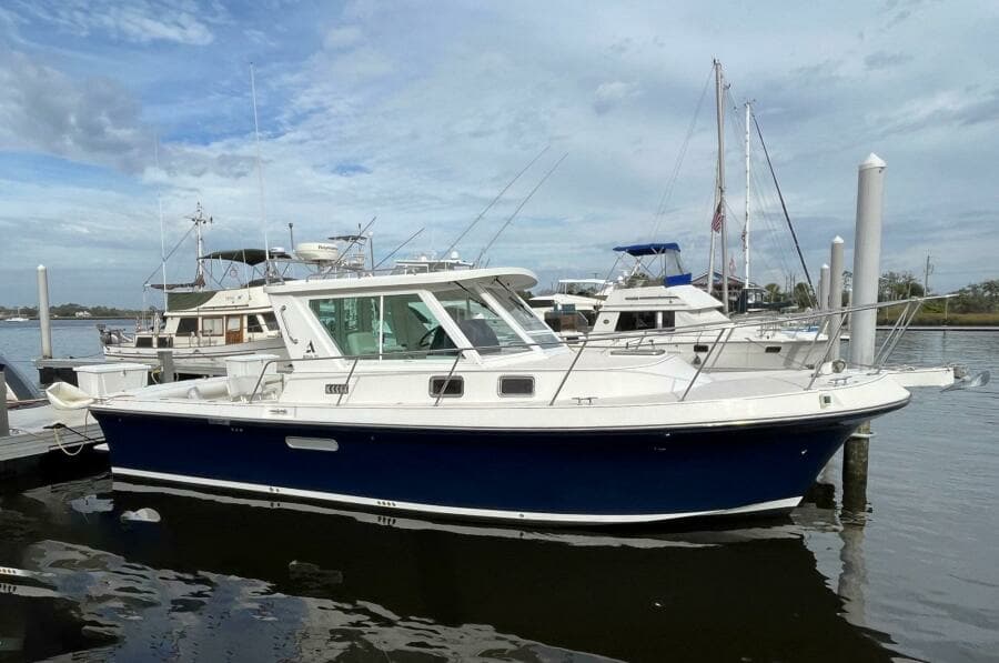 2005 Albin 31 Tournament Express