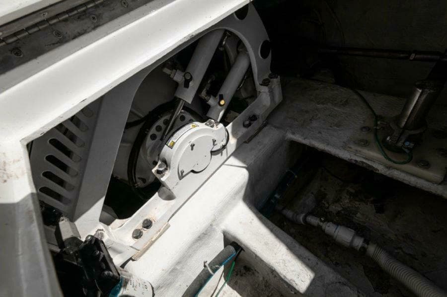 1998 Ocean Yachts 48 Super Sport Seakeeper