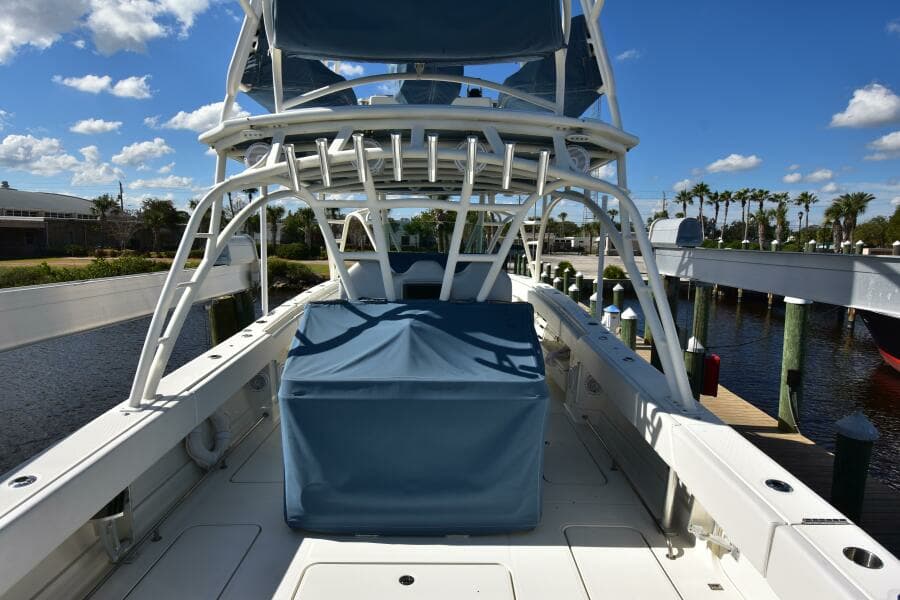 2012 42 Hydra-Sports SF - A Salt Weapon - Cockpit Bait Station